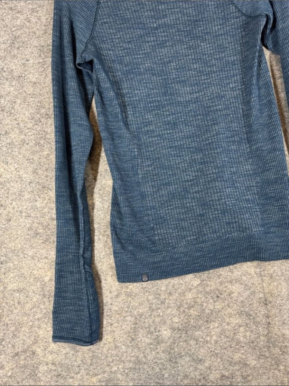 Lululemon Swiftly Tech Long Sleeve Seamless Top in Slate Blue Athletic Yoga 4 - Picture 12 of 13